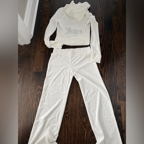 Juicy Couture white Velvet Bling Hoodie and Pant Set 💋 - Picture 4 of 8